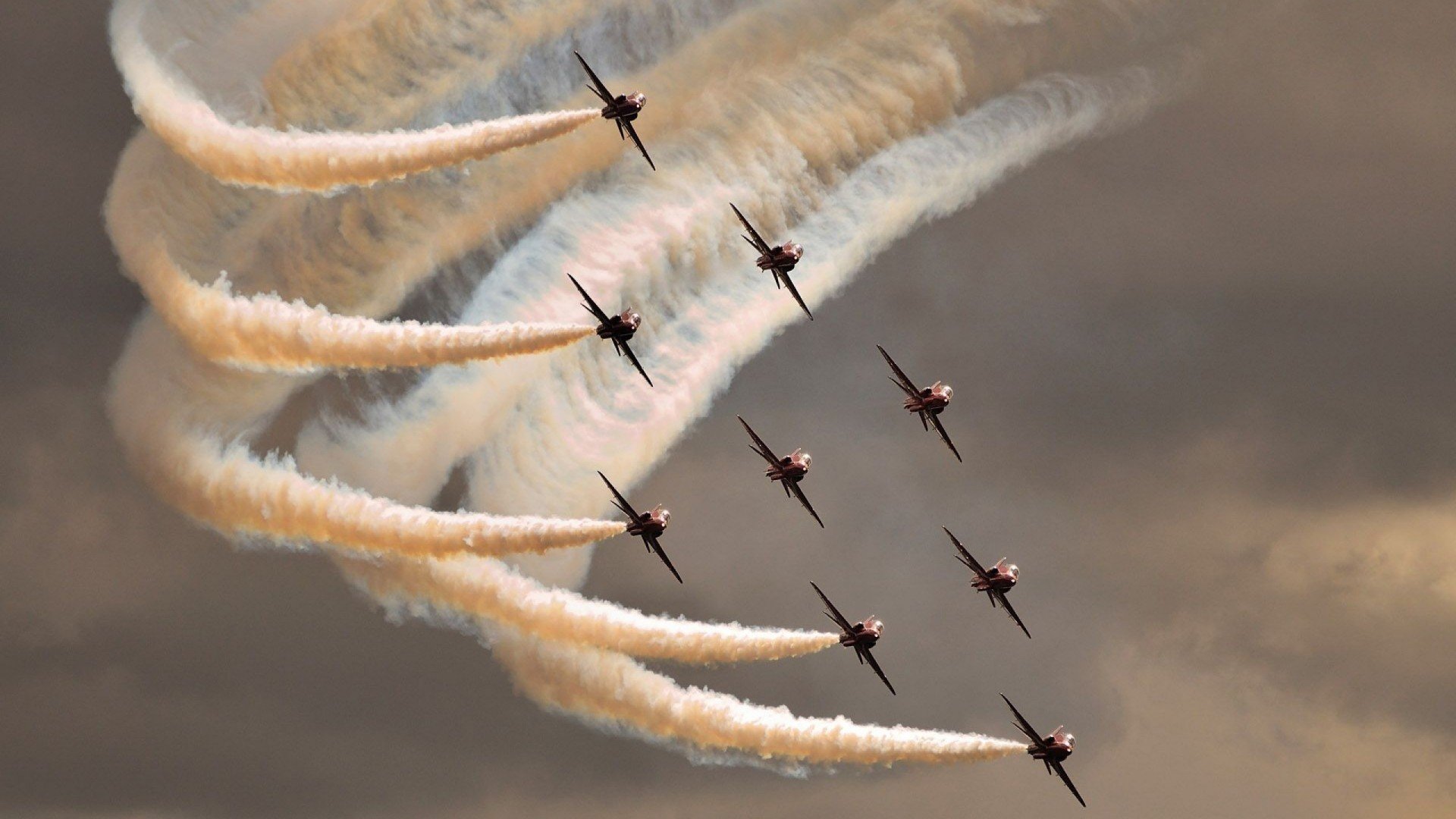 多特蒙德宣布新援即将加盟，球迷期待新赛季表现，多特蒙德队球星