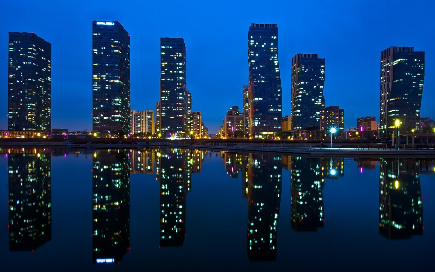 九游登录中心-球队凭借个人能力取胜，四核心展现无敌，足球球队核心