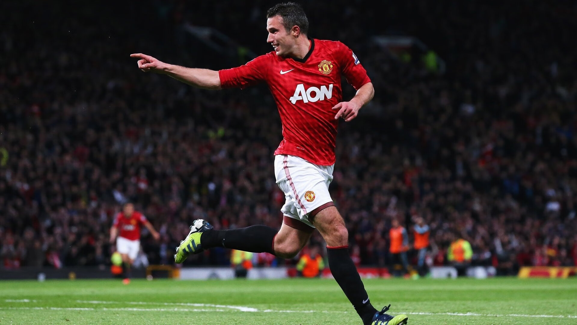 球队凭借个人能力取胜,四核心展现无敌,足球球队核心