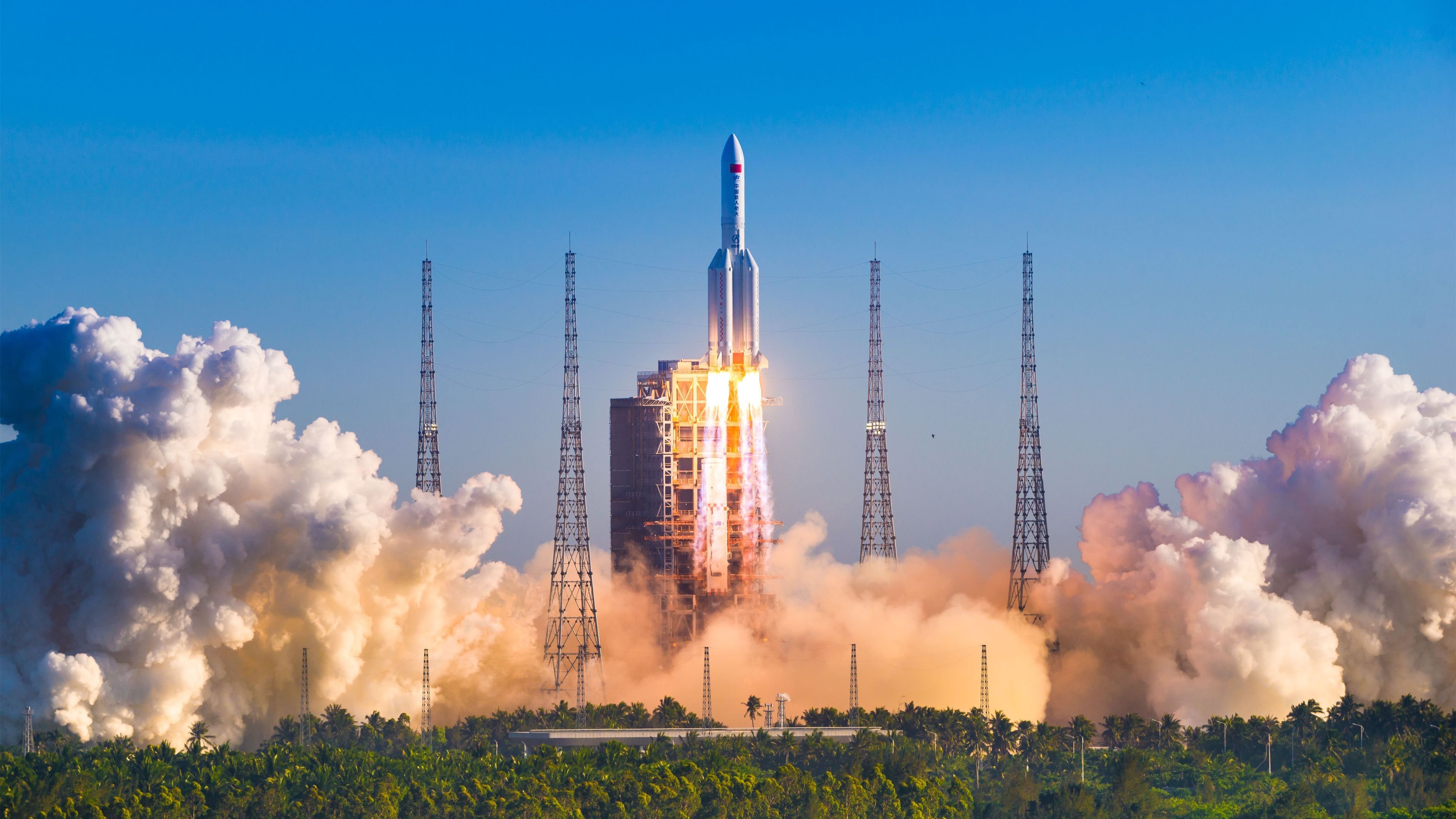 罗马-横扫维罗纳,帕托梅开二度领衔进球,罗马和帕尔马球迷进场